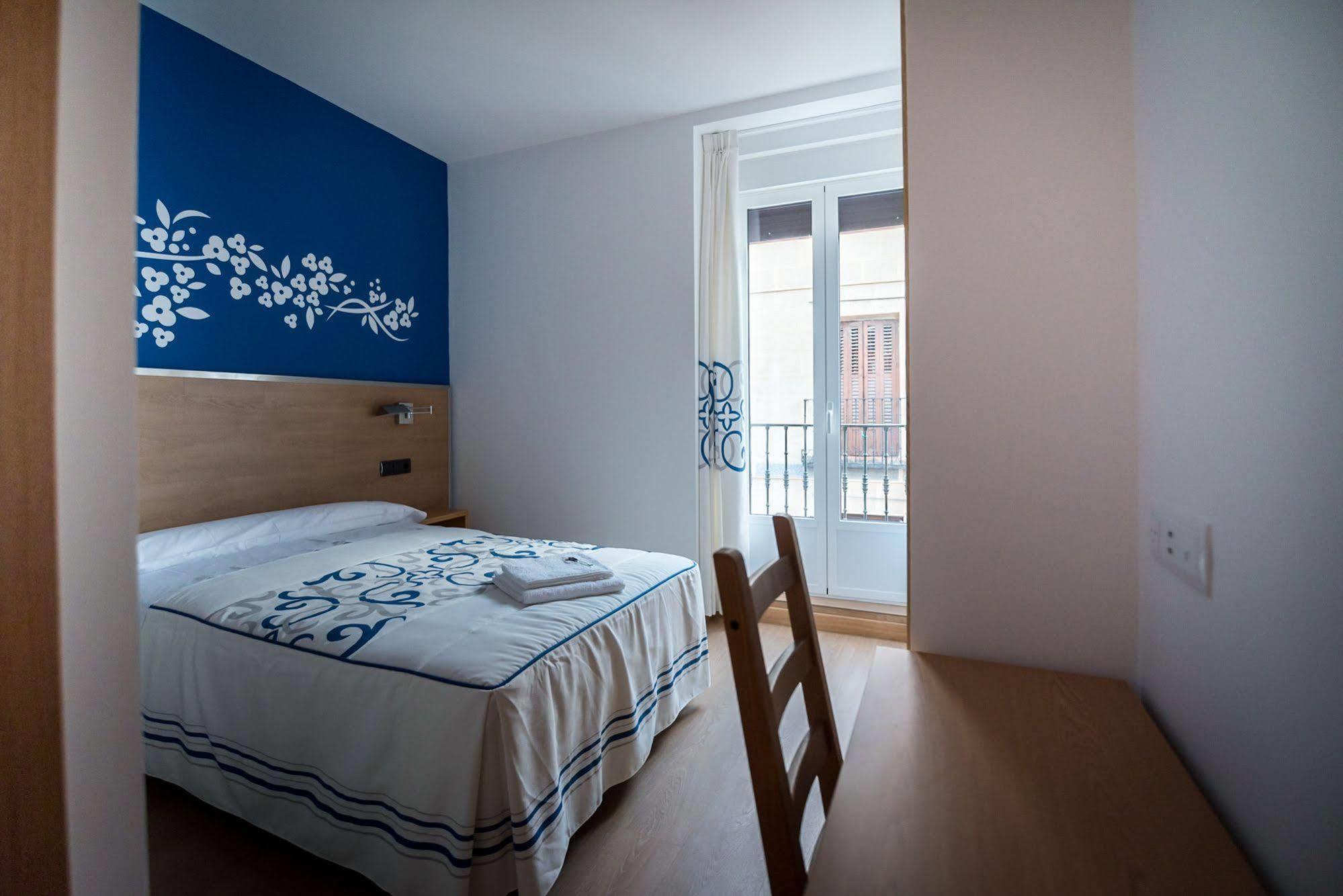 Hostal Carracedo Madrid Dış mekan fotoğraf