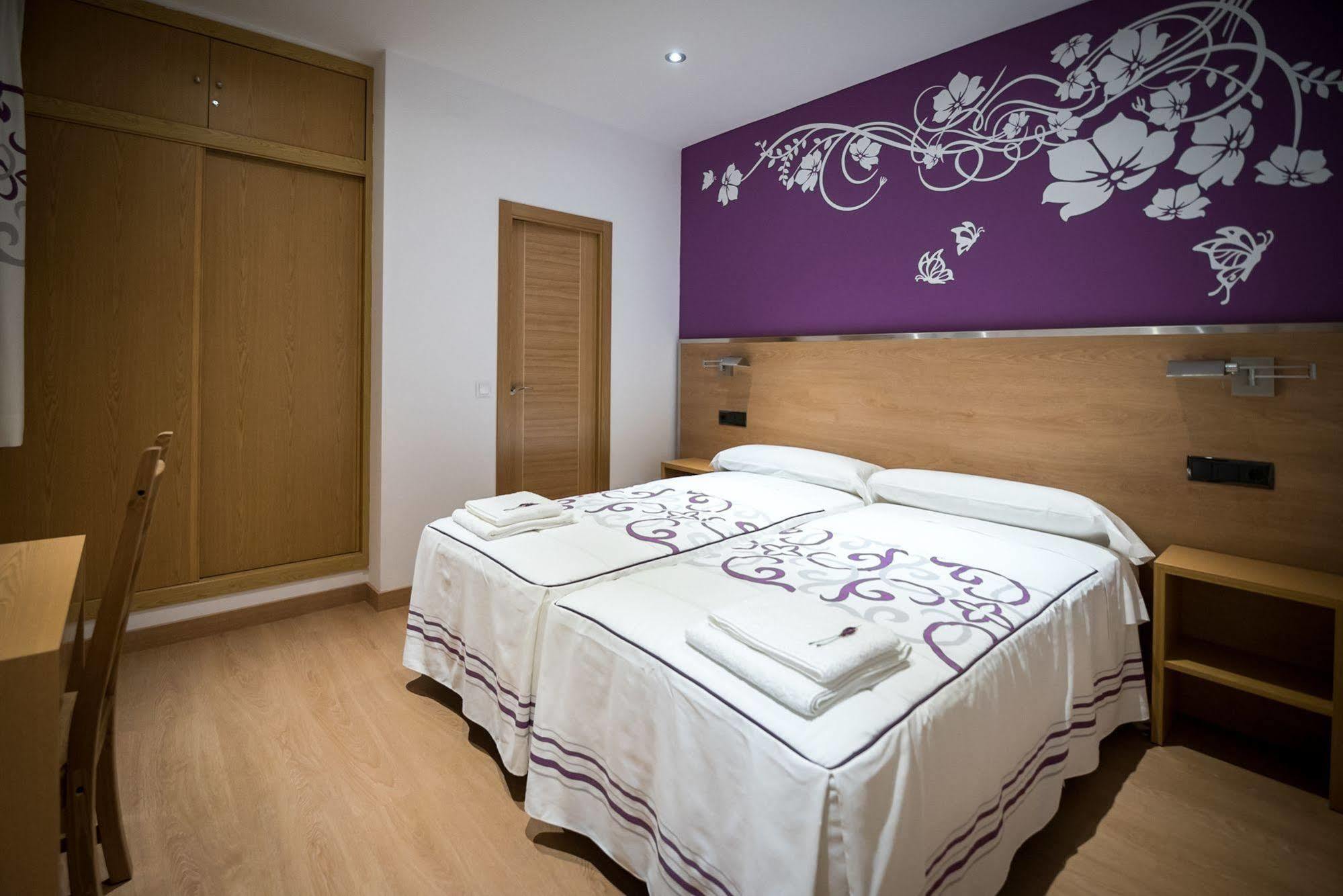 Hostal Carracedo Madrid Dış mekan fotoğraf