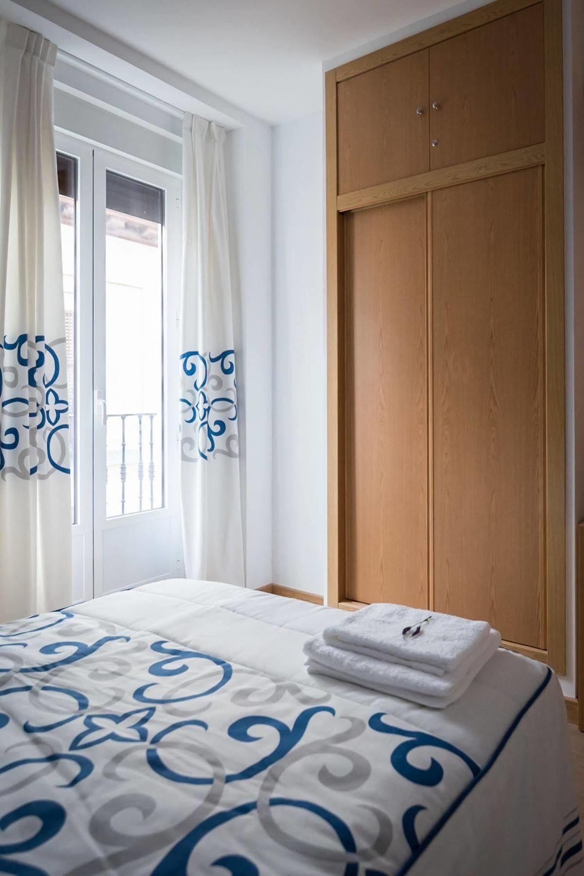 Hostal Carracedo Madrid Dış mekan fotoğraf